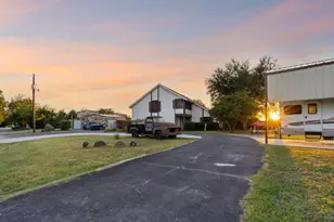 100 Taylor Rd, Weatherford, TX 76087 - Photo 3