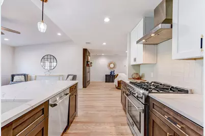 7002 Whispering Oaks Drive, Austin, TX 78745 - Photo 15