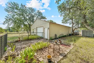 255 Baughman Hill Rd, Azle, TX 76020 - Photo 19