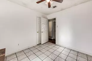 600 Sue Ann Ln, Burleson, TX 76028 - Photo 15