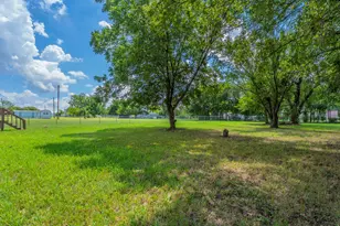 502 Windy Ln, Southmayd, TX 75092 - Photo 19