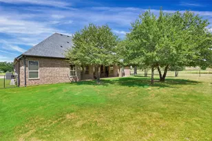 4030 Neri Oaks Ct, Granbury, TX 76048 - Photo 35