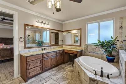 4030 Neri Oaks Court, Granbury, TX 76048 - Photo 23