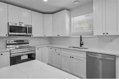 300 Navajo Trail, Gainesville, TX 76240 - Photo 17