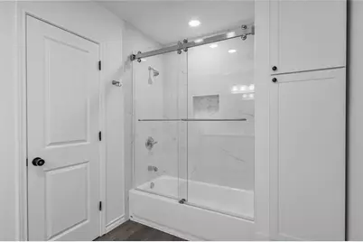 300 Navajo Trail, Gainesville, TX 76240 - Photo 13