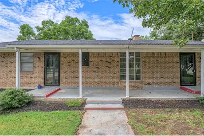 300 Navajo Trail, Gainesville, TX 76240 - Photo 5