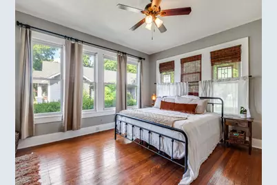 1107 E Marvin Avenue, Waxahachie, TX 75165 - Photo 11