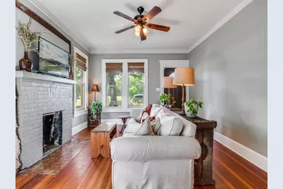 1107 E Marvin Avenue, Waxahachie, TX 75165 - Photo 5