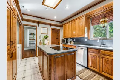 1107 E Marvin Avenue, Waxahachie, TX 75165 - Photo 9