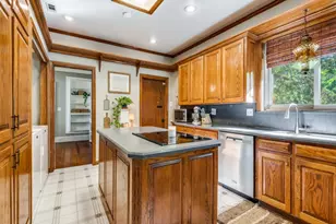 1107 E Marvin Ave, Waxahachie, TX 75165 - Photo 9