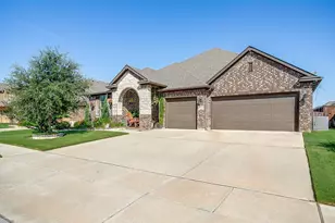1688 Laramie Ln, Burleson, TX 76028 - Photo 1
