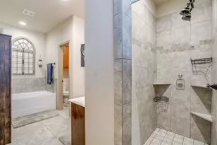 1688 Laramie Ln, Burleson, TX 76028 - Photo 25