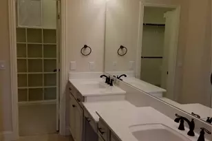 555 Waterloo Dr, Lewisville, TX 75067 - Photo 19