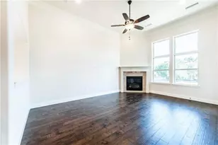 555 Waterloo Dr, Lewisville, TX 75067 - Photo 11