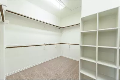 555 Waterloo Drive, Lewisville, TX 75067 - Photo 15