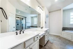 555 Waterloo Dr, Lewisville, TX 75067 - Photo 17