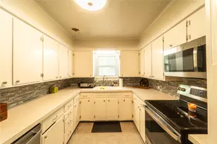 1406 Bliss St, Cisco, TX 76437 - Photo 7