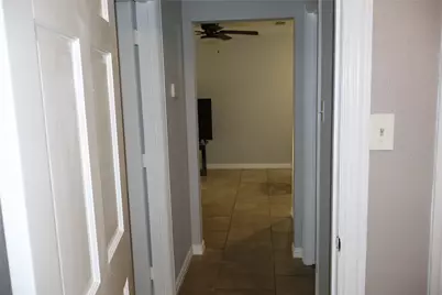 941 SW 4th Street, Grand Prairie, TX 75051 - Photo 9