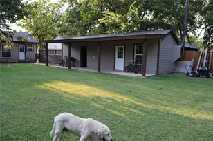 941 SW 4th St, Grand Prairie, TX 75051 - Photo 13