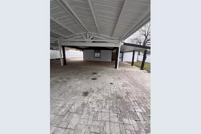 568 W Hammond Street, Lancaster, TX 75146 - Photo 29