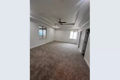 568 W Hammond Street, Lancaster, TX 75146 - Photo 19