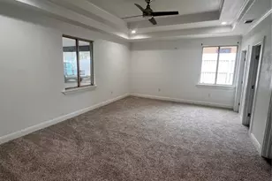 568 W Hammond St, Lancaster, TX 75146 - Photo 17