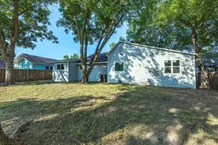 1106 N McKinney St, Ennis, TX 75119 - Photo 23