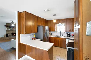 853 Royal Terrace, Hurst, TX 76053 - Photo 5