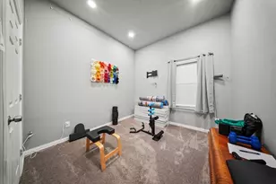 5312 Black Hawk St, Dallas, TX 75212 - Photo 13