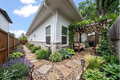 5312 Black Hawk Street, Dallas, TX 75212 - Photo 25