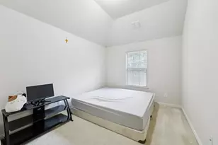 1057 Kaylie St, Grand Prairie, TX 75052 - Photo 21