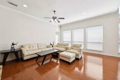 1057 Kaylie Street, Grand Prairie, TX 75052 - Photo 5