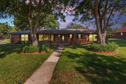 5710 Cortez Drive, De Cordova, TX 76049 - Photo 1