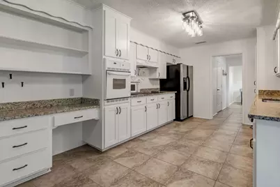 5710 Cortez Drive, De Cordova, TX 76049 - Photo 11