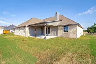 1901 Johnnie Dr, Springtown, TX 76082 - Photo 3