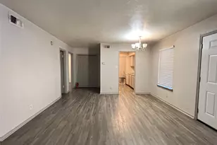 1108 N Elm St, Denton, TX 76201 - Photo 7