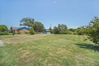 134 N 11th Street, Jacksboro, TX 76458 - Photo 25