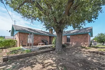 134 N 11th Street, Jacksboro, TX 76458 - Photo 21