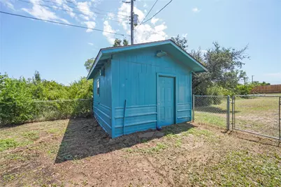 134 N 11th Street, Jacksboro, TX 76458 - Photo 19