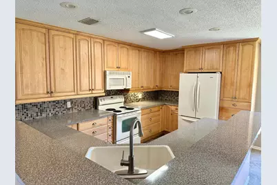 7217 Montego Drive, Rowlett, TX 75089 - Photo 7