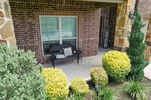 1009 Lake Forest Trl, Little Elm, TX 75068 - Photo 3