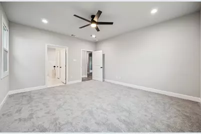 1220 E Leuda Street, Fort Worth, TX 76104 - Photo 5