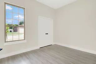 3725 Creek View Dr, McKinney, TX 75071 - Photo 15