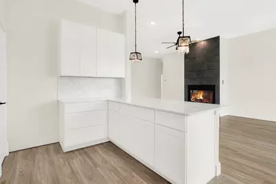 3725 Creek View Drive, McKinney, TX 75071 - Photo 7