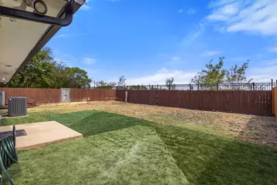 2734 Kellogg Avenue, Dallas, TX 75216 - Photo 27