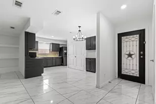 2734 Kellogg Ave, Dallas, TX 75216 - Photo 3