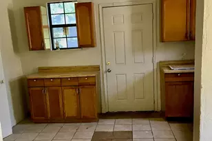 4623 Spring Garden Rd, Dallas, TX 75215 - Photo 5