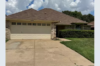 7904 N Buttercup Circle N, Fort Worth, TX 76123 - Photo 1