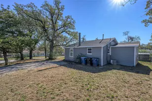 1301 S Scullin Ave, Denison, TX 75020 - Photo 27