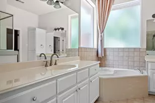 1905 Clear Creek Dr, Weatherford, TX 76087 - Photo 29